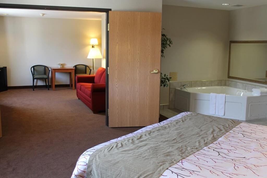 Edmore Inn Εξωτερικό φωτογραφία