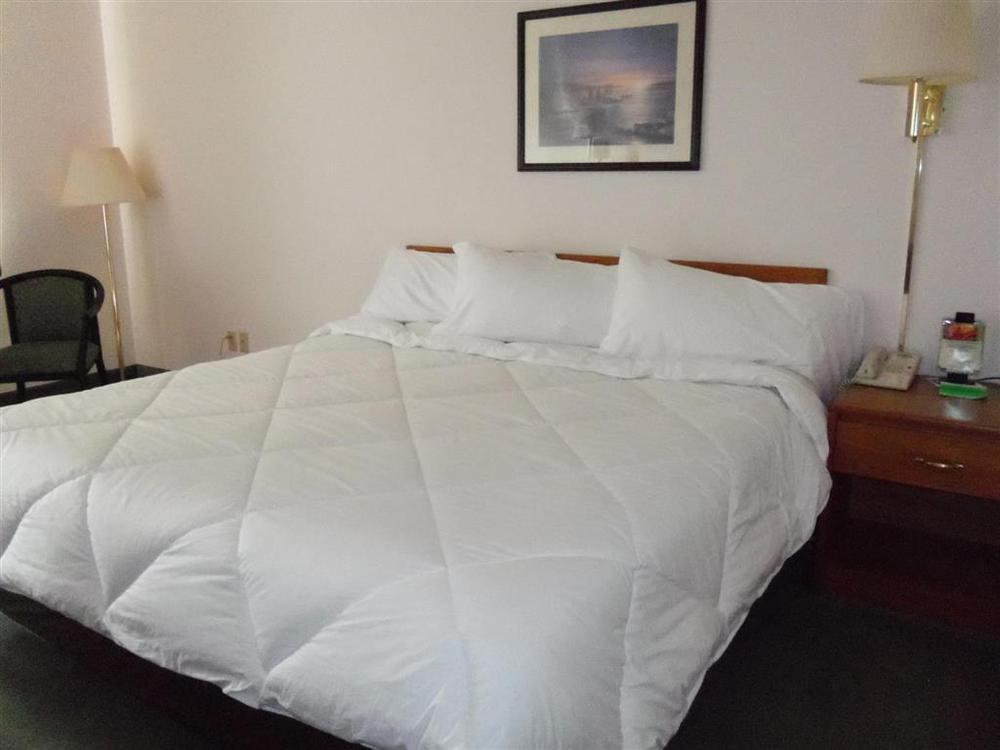 Edmore Inn Δωμάτιο φωτογραφία